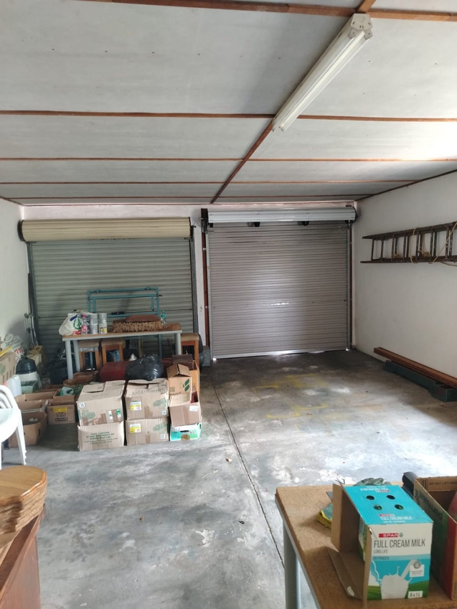 7 Bedroom Property for Sale in Bothasrus Eastern Cape